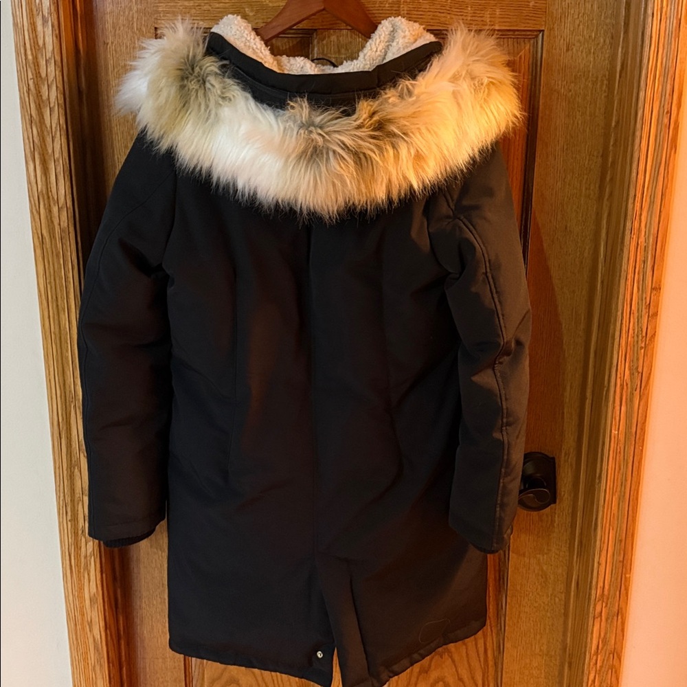 Sam Edelman Black winter Jacket with sherpa Hood. Size L. - Picture 5 of 12